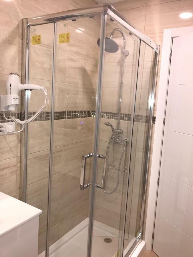 Residencia Compostela 2 Bed & Breakfast Santiago de Compostela Ngoại thất bức ảnh